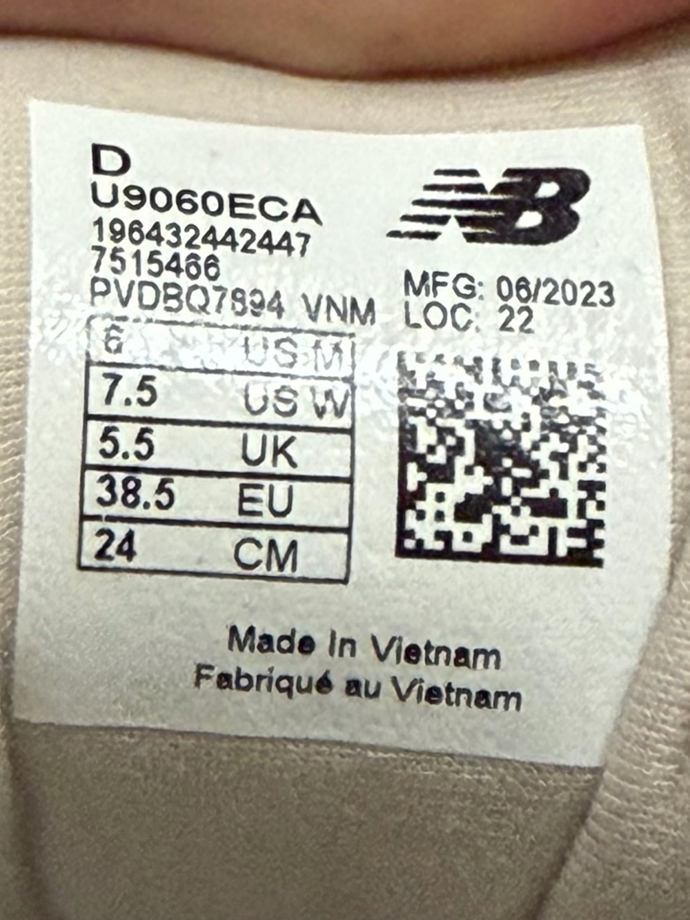 New Balance 9060 gray women’s sneaker - Picture 6 of 6